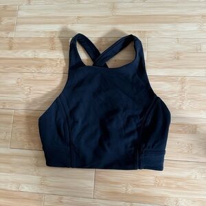 LULULEMON - Black Sports Bra / crop top
